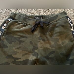 XL Mens Camo Hollister Joggers